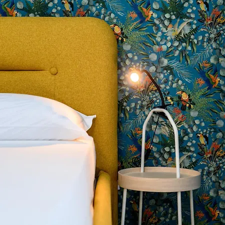 Via Nuova Marina 121 - 1 *